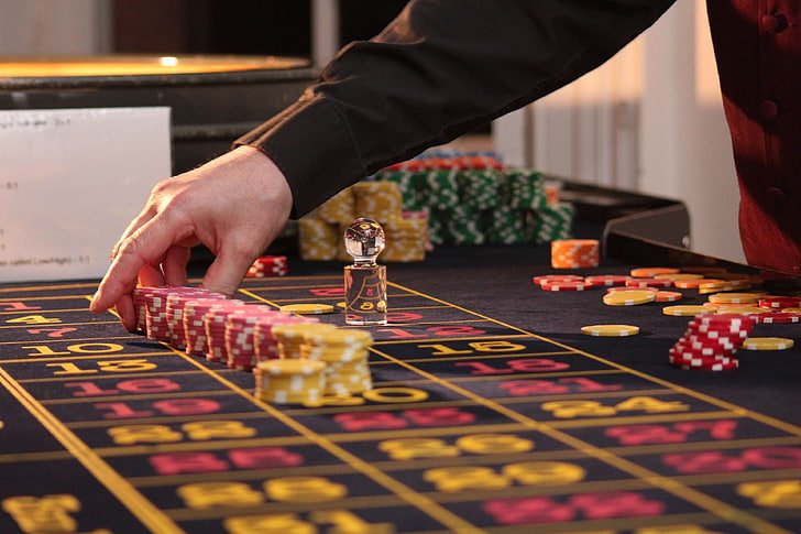 Navigating the Decentralized Cashier Matrix
